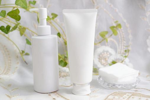 日焼け止めの使用期限は 開封後はいつまで使えるの 未開封では じ じ の 一歩