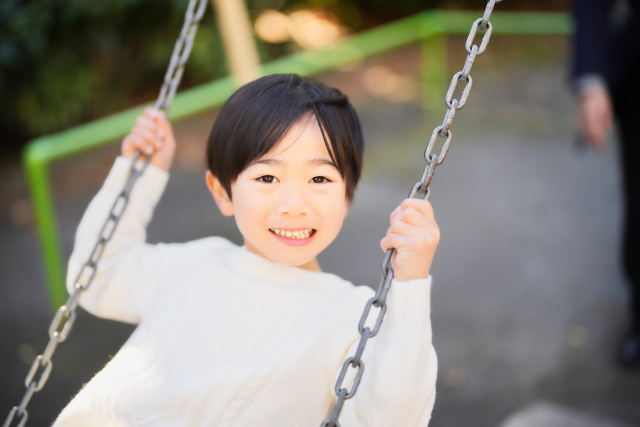 子供の公園遊びの付き添いはいつまで 小学生でも心配な理由がある じ じ の 一歩